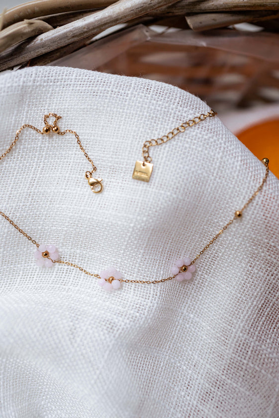 Light Pink and Golden Flowi Necklace