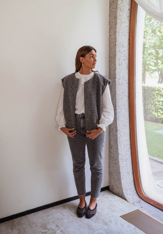 Grey Lander Sleeveless Cardigan