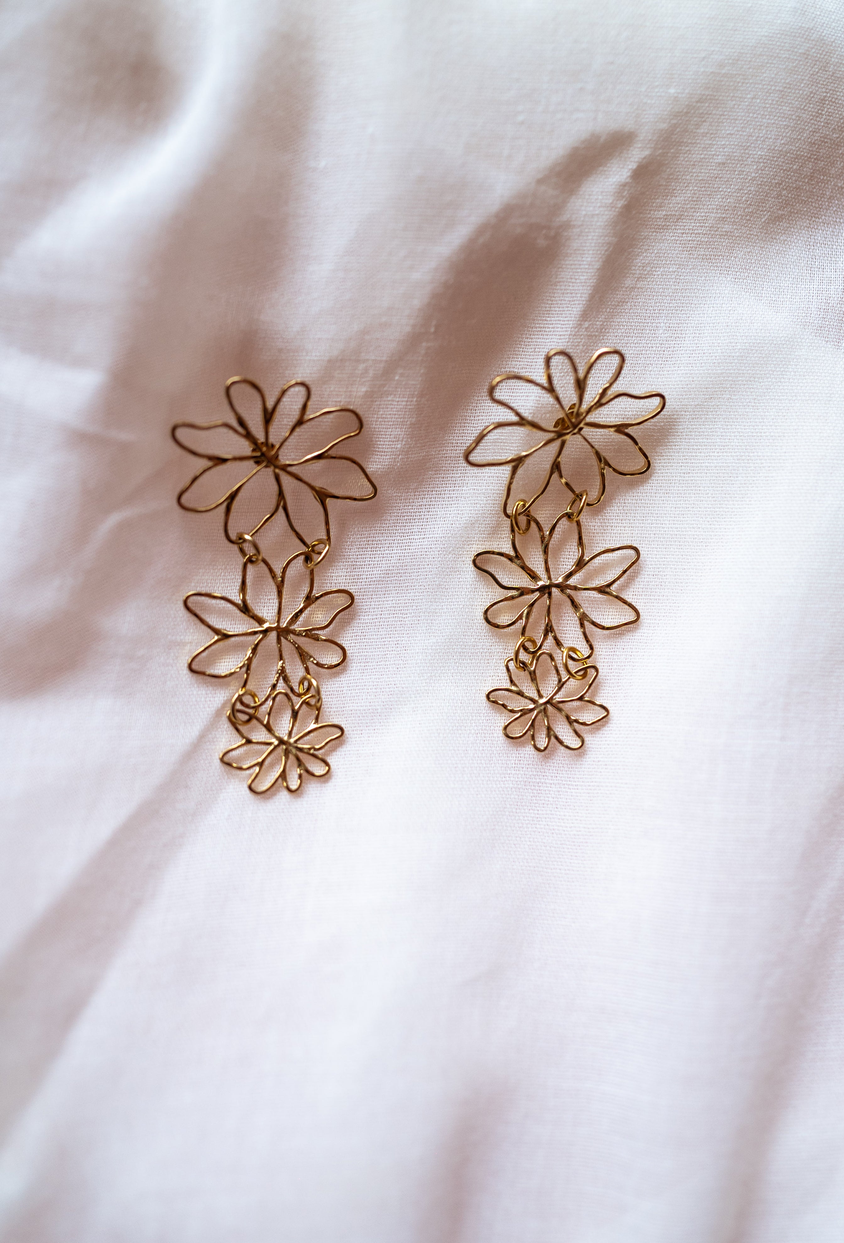 Golden Amiel Earrings