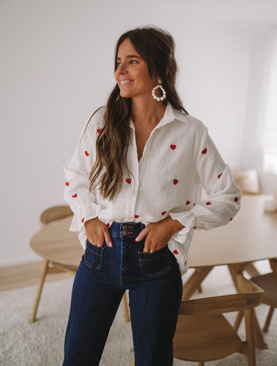 White Vicky Shirt with Red Hearts - Easy Clothes North America