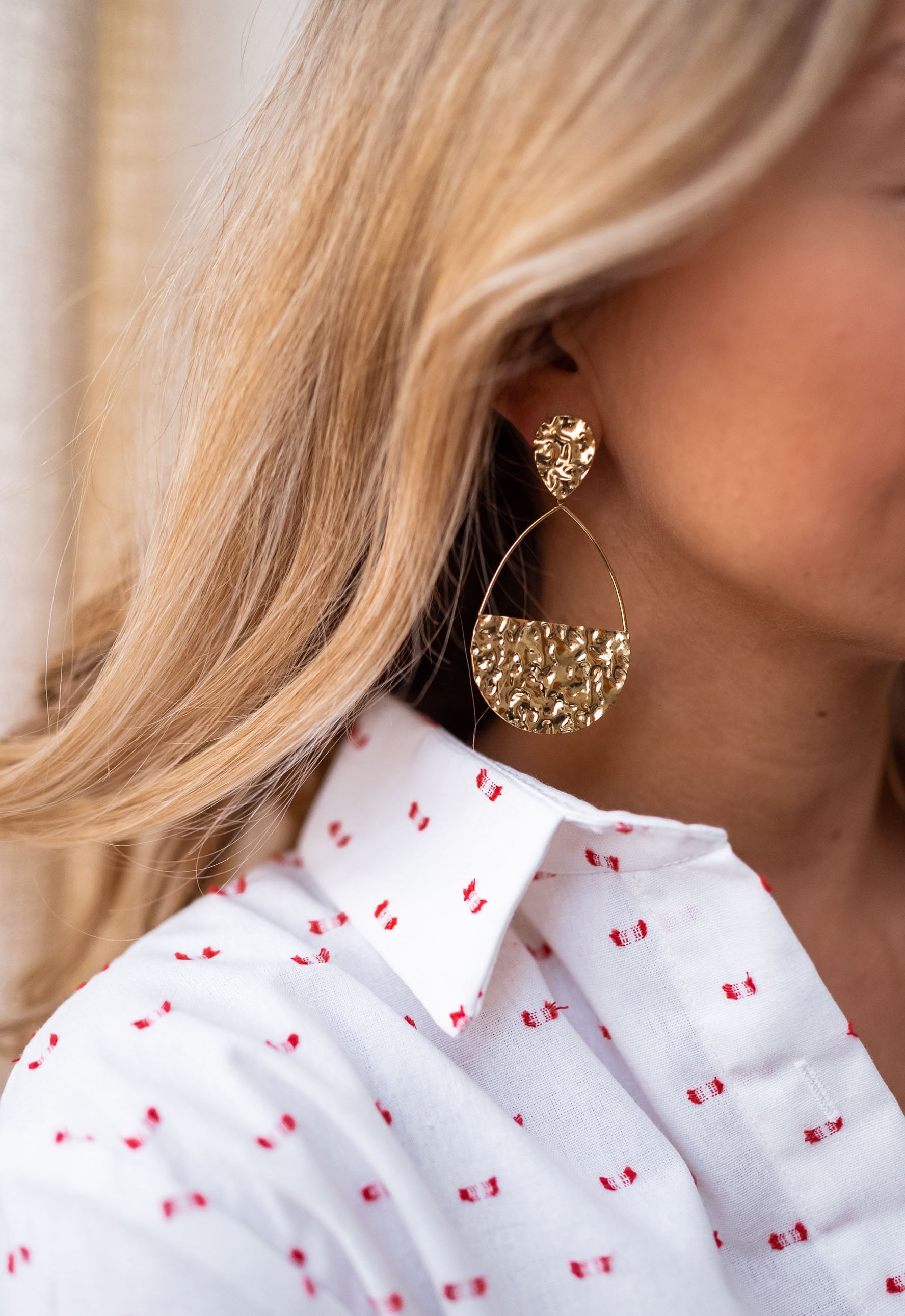 Golden Nisa Earrings